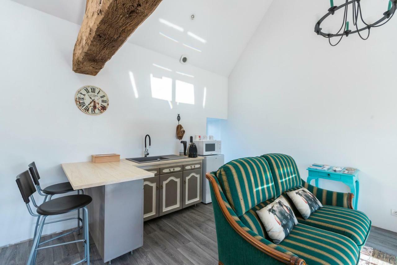 Les Colombes De La Baie Du Mont Saint-Michel Bed and Breakfast Aucey-la-Plaine Εξωτερικό φωτογραφία
